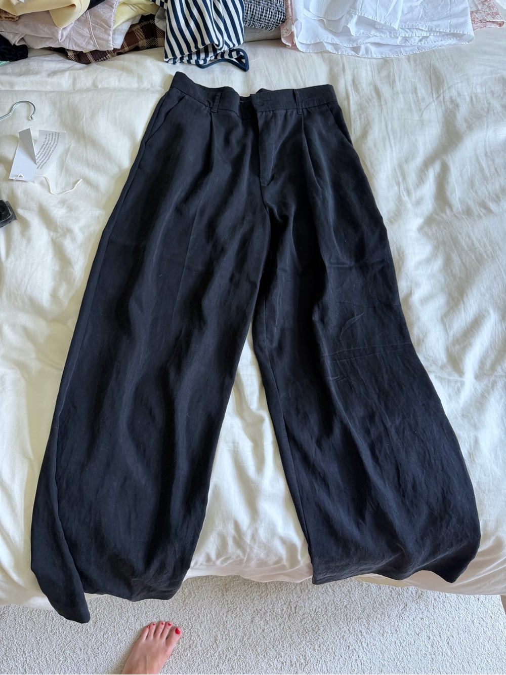 Zara Black Wide-Leg Women's Trousers